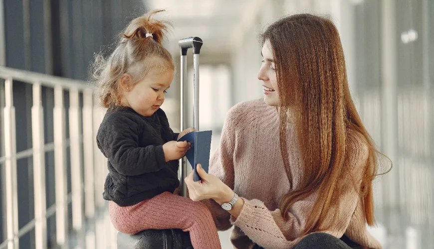 Comment obtenir un passeport pour bébé et voyager sans problèmes